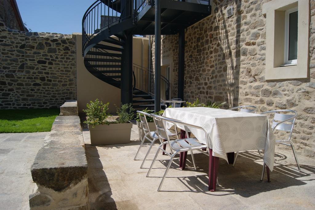 Ferienwohnung Au Fil De L'Eau - Le Bord De Rance Dinan Exterior foto
