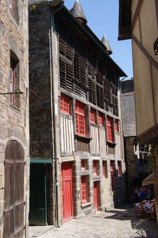 Ferienwohnung Au Fil De L'Eau - Le Bord De Rance Dinan Exterior foto